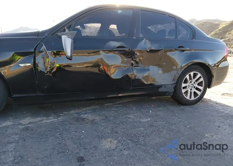 2008 BMW 328Xi из США, поврежденный, VIN WBAVC935X8K035585